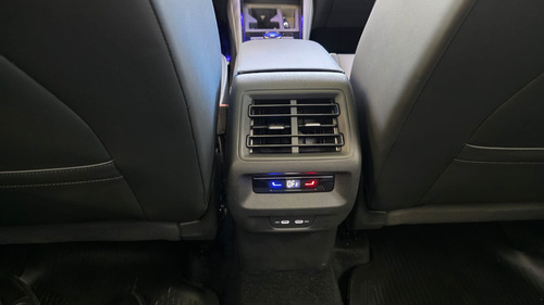 Volkswagen Tiguan VOLKSWAGEN TIGUAN R-LINE 250TSI DSG FC 2025