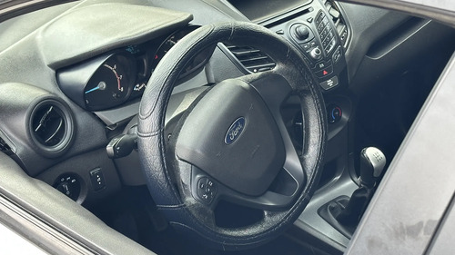Ford Fiesta Kinetic 1.6 S Plus 120cv 2014