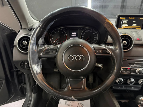 Audi A1 1.4 T AMBITION S-TRONIC L11 2017