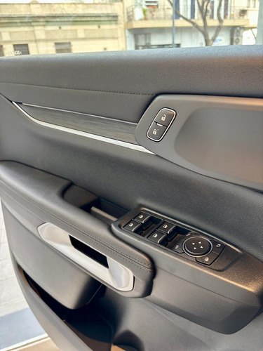 Ford Everest 2.3 Gtdi Ecoboost Titanium 4X4 At 2025