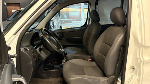 Peugeot Partner 1.6 Furgon Confort 2023