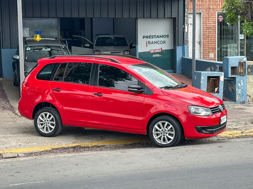 Volkswagen Suran 1.6 Comfortline 101cv 2014