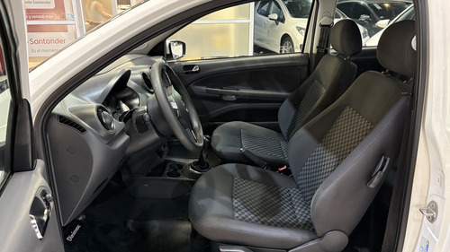 Volkswagen Gol Trend 1.6 Trendline 101cv 3p 2015