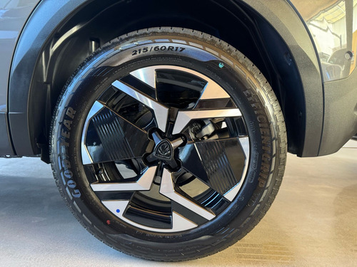 Peugeot 2008 1.0T Gt 2025