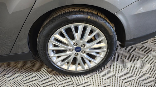 Ford Focus III 2.0 Sedan Se Plus At6 2017