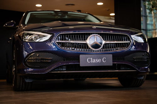 Mercedes-Benz Clase C C 300 AVANTGARDE 2026