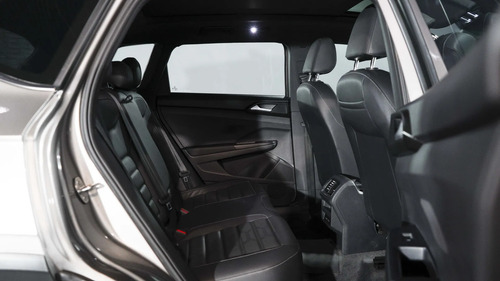 Volkswagen Taos 1.4 250 Tsi Highline Bi Tono Tiptronic 2024