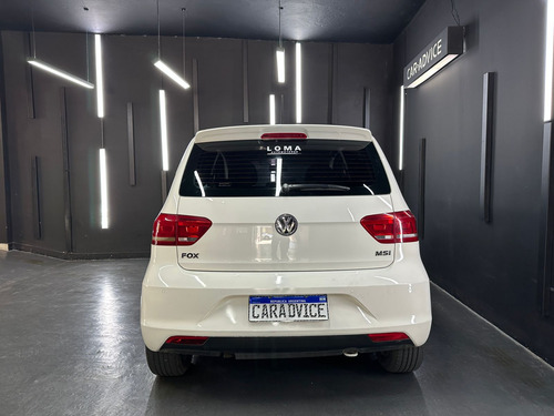 Volkswagen Fox 1.6 HIGHLINE 5P L15 2016