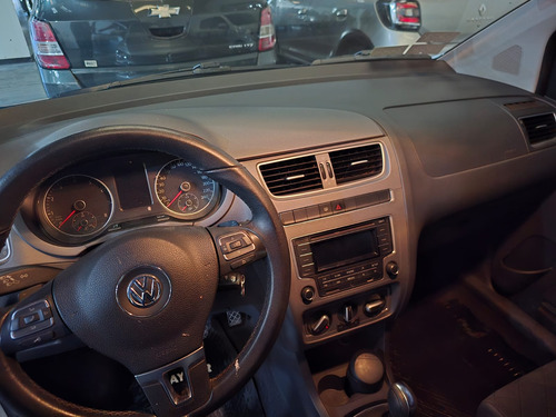 Volkswagen Suran 1.6 Imotion Highline 2013