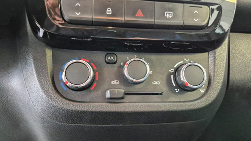 Renault Kwid 1.0 Sce 66Cv Iconic Bitono 2026