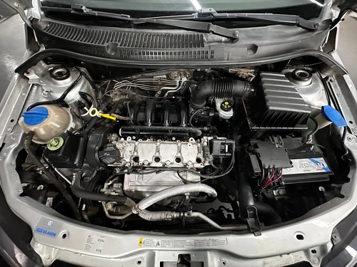 Volkswagen Gol 1.6 TREND SPORTLINE 5P L15 2016