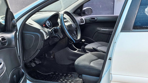 Peugeot 207 1.4 Sedan Allure 75cv 2014