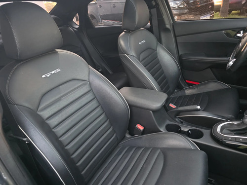 Kia Cerato 2.0 Sx At6 5 p 2021