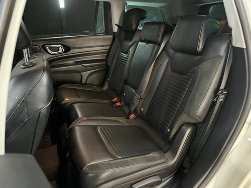 Jeep Commander 1.3 T 4X2 LIMITED AT6 2023