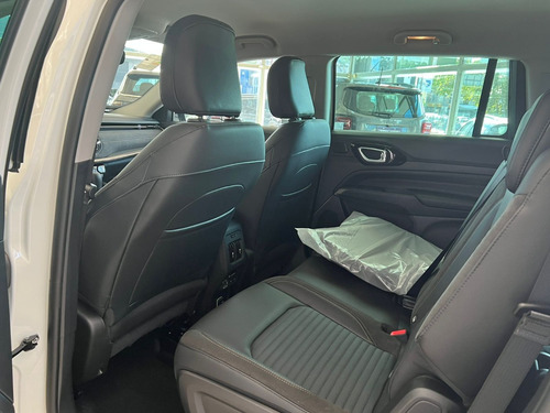 Jeep Commander LIMITED 4X2 1.3 T270 2023