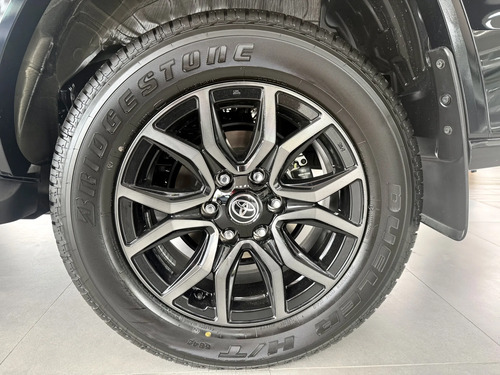 Toyota SW4 2.8 Tdi Gr-s 4x4 7as 6at 2026