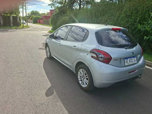 Peugeot 208 ALLURE 1.6 2018