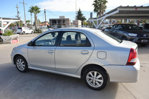 Toyota Etios 1.5 4p X 6mt L18 2018