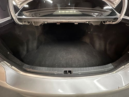 Toyota Corolla 1.8 SE-G L11 2013