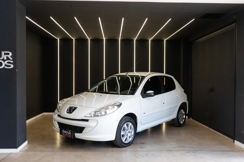 Peugeot 207 Compact 1.4 HDI 5P ALLURE 2015