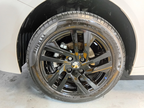 Peugeot 208 L/23 1.6 Style Tiptronic 2023