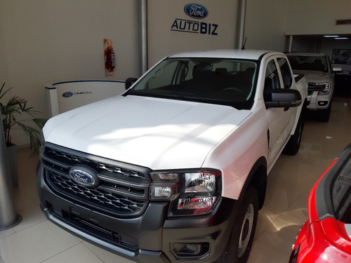 Ford Ranger XL 2.0L Diesel Cabina Doble 4x2 2024