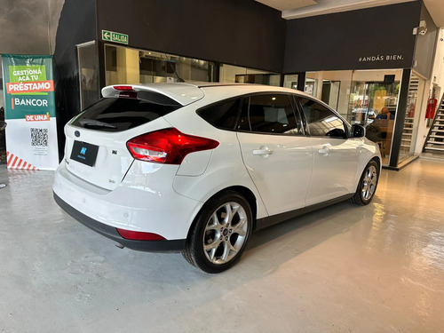 Ford Focus SE Plus 2.0 Powershift 2017