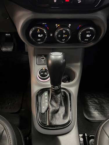 Fiat Toro 2.0 TDI 4X4 VOLCANO AT L16 2017