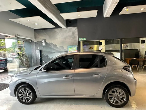 Peugeot 208 1.6 Allure 2025