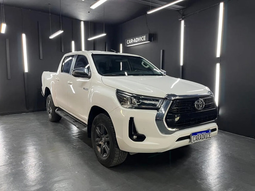 Toyota Hilux 2.8 TDI 4X2 SRV AT6 2022