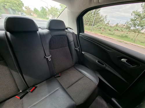 Peugeot 301 ALLURE PLUS 1.6 2018