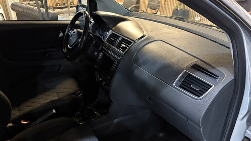 Volkswagen Suran 1.6 Comfortline 101cv 2017