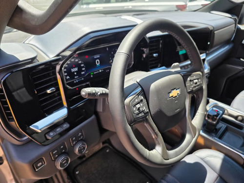 Chevrolet Silverado 5.3 V8 High Country 2026