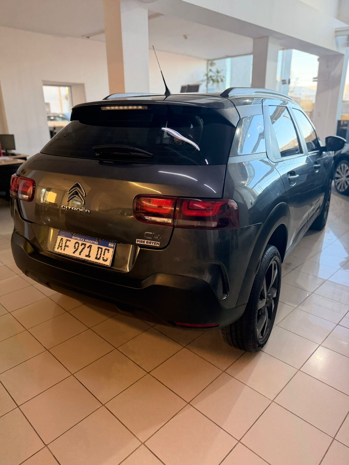 Citroën C4 Catus Vti 115 Eat6 Feel Pack Look 2023