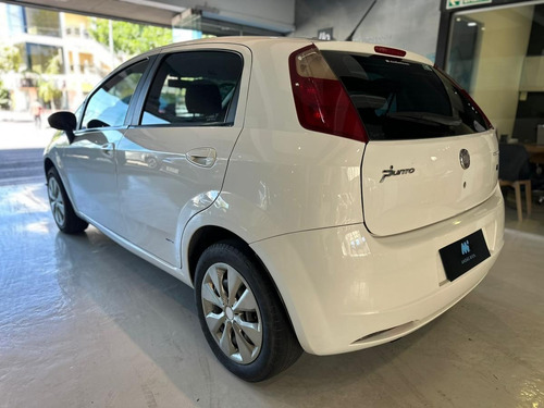 Fiat Punto 1.4 Attractive C/radio Integrada 2011