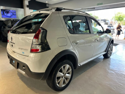 Renault Sandero Stepway Privilege Nav 1.6 2014