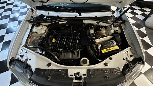 Renault Duster DYNAMIQUE 1.6 4X2 2013