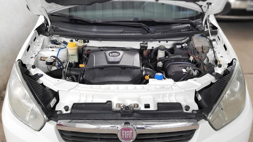 Fiat Grand Siena Grand Siena 1.6 Essence Dualogic 2013