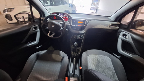 Peugeot 208 Allure 1.6 N 2014