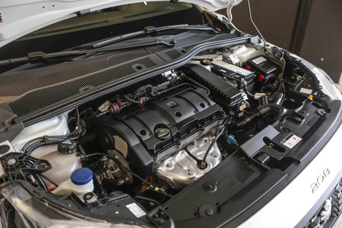 Peugeot 208 1.6 Active 2021