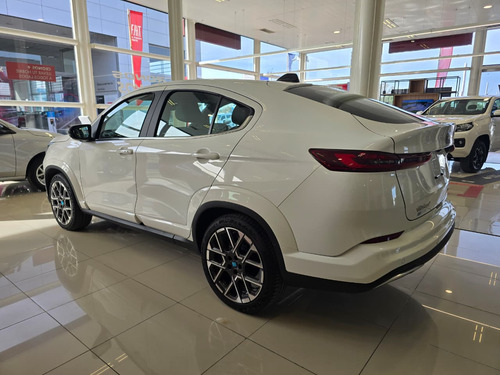 Fiat FASTBACK 1.3 T270 At6 2025