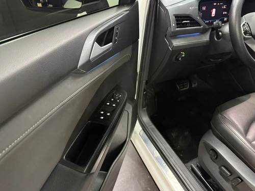 Volkswagen Taos 1.4 250 TSI HIGHLINE BI TONO TIPTRONIC L23 2023