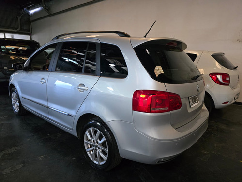 Volkswagen Suran 1.6 Imotion Highline 2013