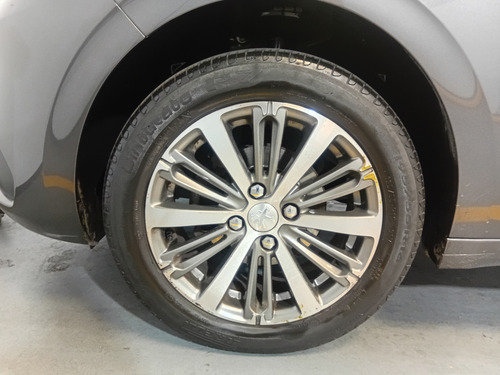 Peugeot 208 1.6 5 P Feline 2019