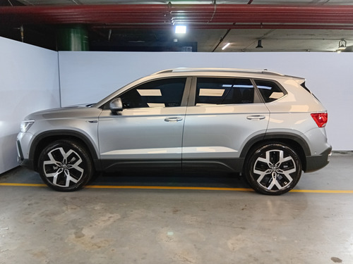 Volkswagen Taos 1.4 250 Tsi Highline At L/24 2024