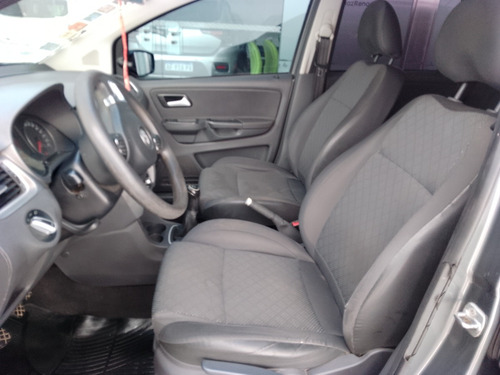 Volkswagen Suran 1.6 Comfortline 101cv 2014