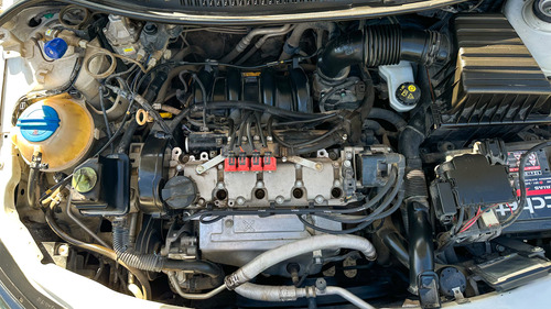 Volkswagen Gol Trend 1.6 Trendline 101cv 2016