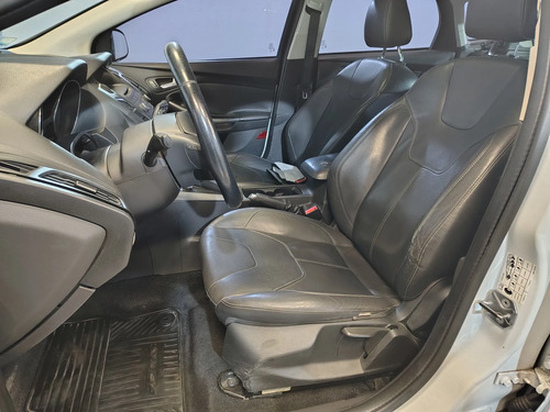 Ford Focus L/16 2.0 5 P Se Plus 2016