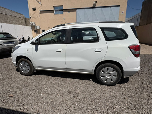 Chevrolet Spin 1.8 N LT M/T 2013