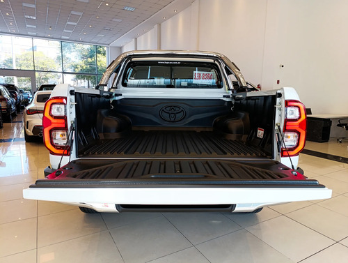 Toyota Hilux Pick-Up 2.8 Cd Srx 204Cv 4X4 At 2025